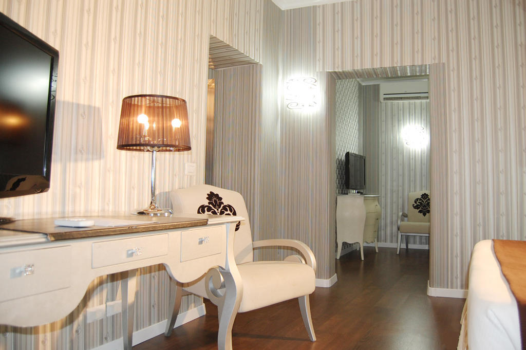 Royal Palace Luxury Hotel
